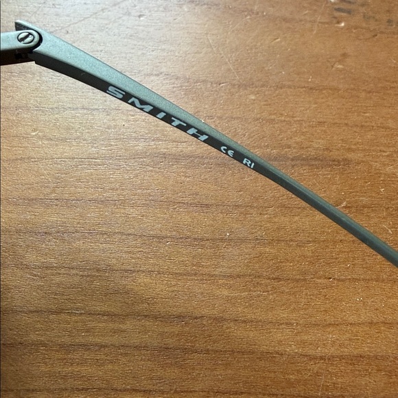 Smith Women’s Sunglasses - Picture 5 of 9